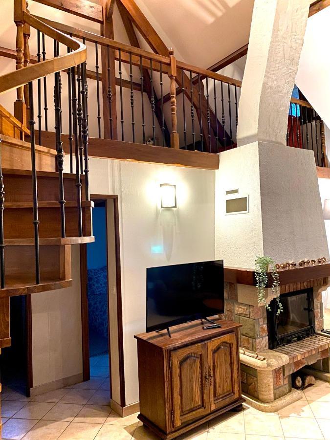 Maison Traditionnelle Normande Avec Piscine Hotot-en-Auge المظهر الخارجي الصورة